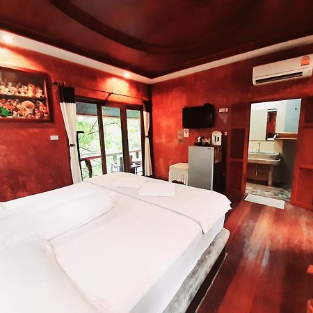 Tuaprodhome Khao Lak Bilik gambar