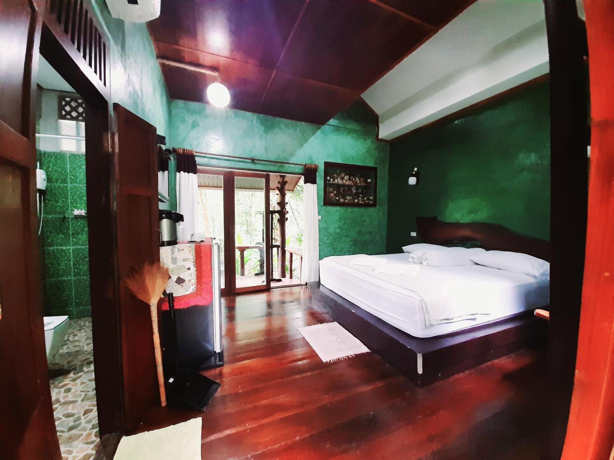 Tuaprodhome Khao Lak Bilik gambar
